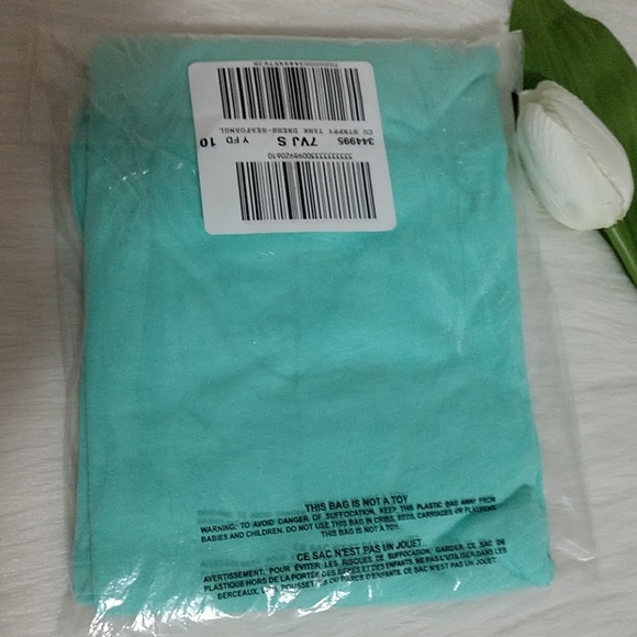 VS Size S🌺Cover- Up Racerback.Nwt - Picture 3 of 4